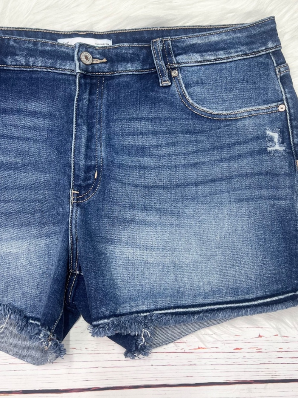Like New |•KANCAN•| Denim Jean Shorts Size 33 - Picture 2 of 6